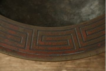和製アンティーク　古美術　時代物　厚手　むらし銅　特大!直径約60cm　珍しいサイズ感が魅力的な大火鉢(火鉢)(R-055275)