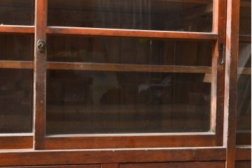 和製アンティーク　特大　このサイズは珍しい!!どこか懐かしさが感じられるサイドボード(戸棚、収納棚、キャビネット)(R-055281)