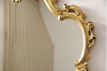 中古　美品　イタリア　SILIK(シリック)　ロココ調の細やかで豪華な彫刻が見事!存在感を放つウォールミラー(壁掛け鏡、姿見、ビンテージ)(R-055285)