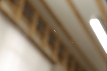 中古　美品　イタリア　SILIK(シリック)　ロココ調の細やかで豪華な彫刻が見事!存在感を放つウォールミラー(壁掛け鏡、姿見、ビンテージ)(R-055286)