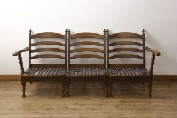 中古　美品　飛騨産業　キツツキ　穂高シリーズ　絵画のようなファブリックが素敵な3人掛けソファ(アームソファ)(R-055301)