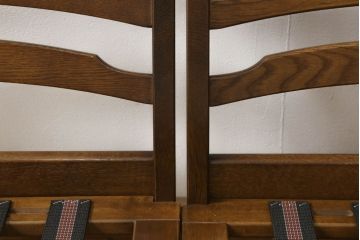 中古　美品　飛騨産業　キツツキ　穂高シリーズ　絵画のようなファブリックが素敵な3人掛けソファ(アームソファ)(R-055301)
