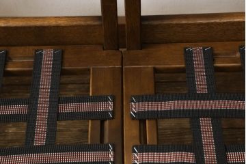 中古　美品　飛騨産業　キツツキ　穂高シリーズ　絵画のようなファブリックが素敵な3人掛けソファ(アームソファ)(R-055301)
