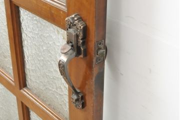 和製ビンテージ　昭和レトロ　ぬくもりを感じる佇まいが魅力的なドア1枚(扉、建具、ヴィンテージ)(R-055309)