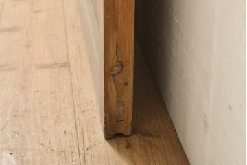 アンティーク建具　昭和初期　素朴な風合いでレトロな雰囲気を高めるガラス戸1枚(引き戸)(R-055316)