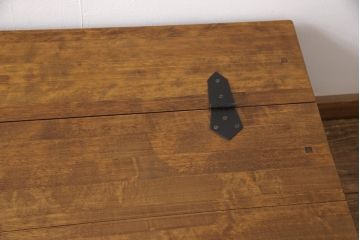 中古　超美品　LAURA　ASHLEY(ローラアシュレイ)　Garrat(ギャラット)　アンティーク仕上げのカバ材製コーヒーテーブル(スモールボックス、センターテーブル、リビングテーブル)(R-055322)