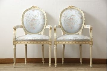 中古　美品　イタリア高級家具　ロココ調　Mario Colciago&Figli(マリオ・コルチャゴ)　Fratelli Origgi(フラテッリ・オリッジ)　上品な佇まいが魅力的なアームチェア2脚セット(ラウンジチェア、椅子)(定価2脚で約60万円)(R-055326)