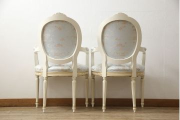 中古　美品　イタリア高級家具　ロココ調　Mario Colciago&Figli(マリオ・コルチャゴ)　Fratelli Origgi(フラテッリ・オリッジ)　上品な佇まいが魅力的なアームチェア2脚セット(ラウンジチェア、椅子)(定価2脚で約60万円)(R-055326)