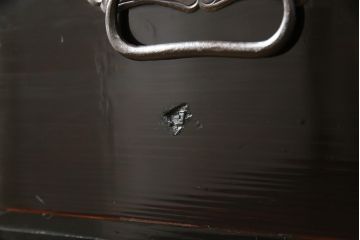  アンティーク家具　美品　大正昭和初期　和の風格漂う黒漆塗りが魅力の重ね庄内箪笥(時代箪笥、重ね箪笥、引き出し、チェスト)(R-055329)