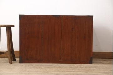 アンティーク家具　美品　大正昭和初期　和の風格漂う黒漆塗りが魅力の庄内箪笥ローボード(時代箪笥、引き出し、ローチェスト、テレビ台、テレビボード)(R-055330)