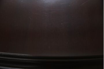 中古　美品　maruni(マルニ木工)　ベルサイユシリーズ　重厚感ある佇まいが魅力的なダイニングテーブル(4人掛け、四人掛け)(R-055332)
