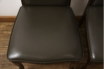 中古　美品　maruni(マルニ木工)　ベルサイユシリーズ　シックな色合いが大人の雰囲気を醸し出すダイニングチェア2脚セット(合皮)(椅子、イス)(R-055334)