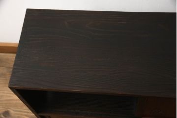 中古　浮造り仕上げ　栗材の木目が魅力の飾り棚(茶棚)(R-055335)