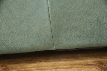 中古　新潟伊勢丹取り扱い　ブランド家具　本革(レザー)　淡いグリーンカラーが爽やかな空間を演出する5人掛けソファー&オットマンセット(五人掛けソファ)(R-055350)(検索ワード:NATUZZI　ナツッジ)