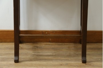 イギリスアンティーク　脚元のカーブがチャームポイント!　オーク材のシンプルチェア　(R-055353)