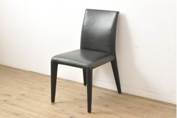 中古　美品　B&B　イタリア　MARIO BELLINI(マリオ・ベリーニ) VOL AU VENT(ヴォロ ヴァン)　モダンでスタイリッシュな空間づくりにおすすめのレザーチェア(椅子、ダイニングチェア)(定価約23万円)(R-055361)