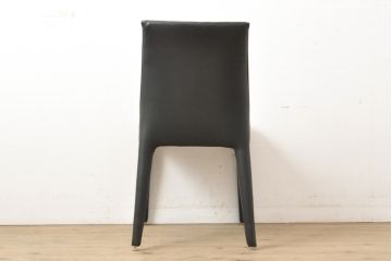中古　美品　B&B　イタリア　MARIO BELLINI(マリオ・ベリーニ) VOL AU VENT(ヴォロ ヴァン)　モダンでスタイリッシュな空間づくりにおすすめのレザーチェア(椅子、ダイニングチェア)(定価約23万円)(R-055361)