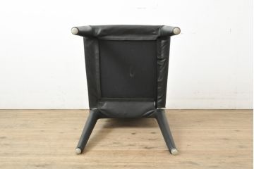 中古　美品　B&B　イタリア　MARIO BELLINI(マリオ・ベリーニ) VOL AU VENT(ヴォロ ヴァン)　モダンでスタイリッシュな空間づくりにおすすめのレザーチェア(椅子、ダイニングチェア)(定価約23万円)(R-055361)
