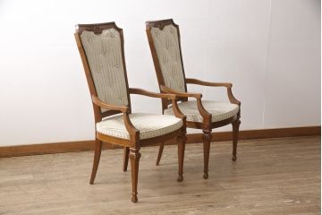 中古　超美品　DREXEL HERITAGE(ドレクセルヘリテイジ)　上品な雰囲気漂うダイニングチェア2脚セット(アームチェア、椅子、イス)(R-055376)