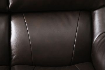 新品　未使用品　インターリバックス(INTERLIVAX)　IDC大塚家具取り扱い　本革が高級感醸し出すレザー3人掛けソファ(三人掛けソファ)(R-055377)