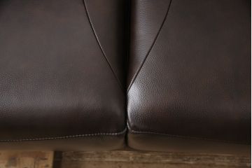 新品　未使用品　インターリバックス(INTERLIVAX)　IDC大塚家具取り扱い　本革が高級感醸し出すレザー3人掛けソファ(三人掛けソファ)(R-055377)