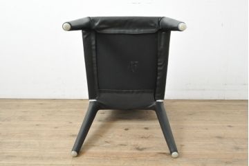 中古　美品　B&B　イタリア　MARIO BELLINI(マリオ・ベリーニ) VOL AU VENT(ヴォロ ヴァン)　モダンでスタイリッシュな空間づくりにおすすめのレザーチェア(椅子、ダイニングチェア)(定価約23万円)(R-055391)