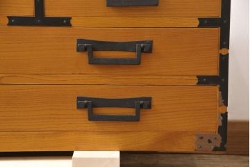 和製ビンテージ　信州民芸家具　ケヤキ材　A型　刀箪笥(テレビ台、ローボード、ヴィンテージ、引き出し、チェスト)(R-055396)