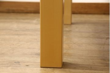 中古　美品　天童木工(Tendo)　バーズアイメイプル(楓材)　モダンなデザインが魅力!和洋どちらの空間にもおすすめの座卓(ローテーブル、センターテーブル)(R-055398)