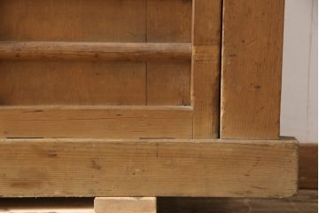 和製アンティーク　古い時代の味わいがお楽しみいただける三尺水屋箪笥サイドボード(収納棚、戸棚、キャビネット、食器棚)(R-055420)