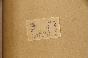 中古　美品　イタリア高級輸入家具　MASETTI(マセッティ)　優雅な佇まいの大型組立て式キャビネット(カップボード、収納棚、戸棚、飾り棚)(R-055421)