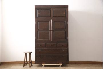 中古　美品　松本民芸家具　直線的なデザインがシックな印象を醸し出すD型和タンス(箪笥、チェスト、引き出し、着物箪笥、衣装タンス)(定価約67万円)(R-055428)