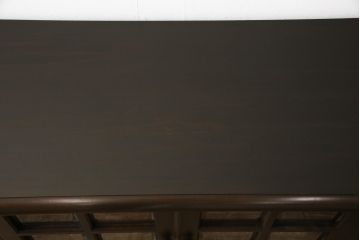中古　美品　北海道民芸家具　クラシカルな雰囲気が魅力!落ち着きのある空間づくりにおすすめのサイドボード(キャビネット、収納棚、リビングボード、引き出し、チェスト)(R-055431)