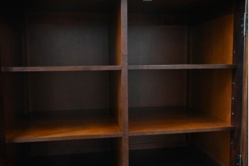 中古　北海道民芸家具　落ち着いた深みのある色合いが美しいサイドボード　(R-055433)