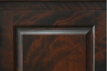 中古　北海道民芸家具　落ち着いた深みのある色合いが美しいサイドボード　(R-055433)