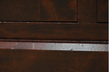 中古　北海道民芸家具　落ち着いた深みのある色合いが美しいサイドボード　(R-055433)
