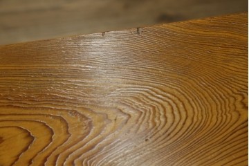 和製ヴィンテージ　民芸家具　屋久杉　矢筈網代(やはずあじろ)の扉が映える飾り棚　(R-055458)