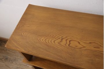 和製ビンテージ　民芸家具　上品な木味が魅力的な屋久杉製飾り棚(茶棚、戸棚、収納棚、ヴィンテージ)(R-055458)