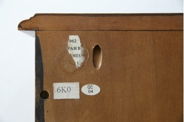 希少　中古　DREXEL HERITAGE(ドレクセルヘリテイジ)　クラシカルなデザインが魅力的なドレッサー　(R-055459)