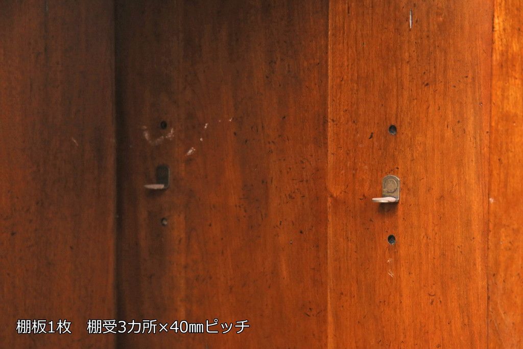希少 中古 DREXEL HERITAGE(ドレクセルヘリテイジ) クラシカルなデザインが魅力的なドレッサー(サイドキャビネット、鏡台、化粧台、サイドボード、サイドチェスト、引き出し)(R-055459)