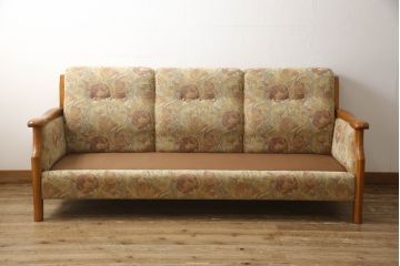 中古　美品　横浜クラシック家具　Daniel(ダニエル)　Karen(カレン)　優雅でクラシカルな雰囲気を高めるカレンソファ(3人掛けソファ、三人掛け、アームソファ、3P)(定価約80万円)(R-055462)