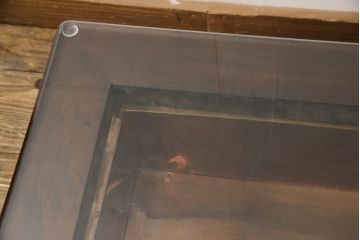 和製アンティーク　明治〜大正期　欅(ケヤキ)材・黒柿材　和の風情溢れるガラス天板付き関西火鉢(囲炉裏、長火鉢、座卓、ローテーブル)(R-055469)