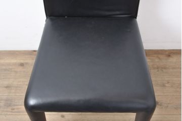 中古　美品　B&B　イタリア　MARIO BELLINI(マリオ・ベリーニ) VOL AU VENT(ヴォロ ヴァン)　モダンでスタイリッシュな空間づくりにおすすめのレザーチェア(椅子、ダイニングチェア)(定価約23万円)(R-055474)
