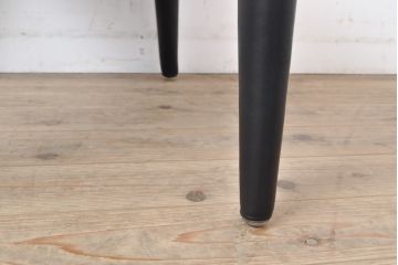 中古　美品　B&B　イタリア　MARIO BELLINI(マリオ・ベリーニ) VOL AU VENT(ヴォロ ヴァン)　モダンでスタイリッシュな空間づくりにおすすめのレザーチェア(椅子、ダイニングチェア)(定価約23万円)(R-055474)