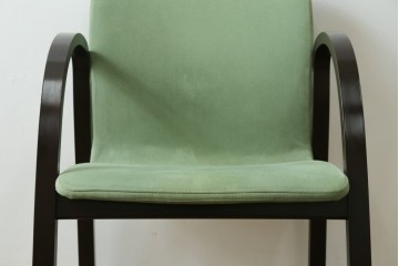 中古　arflex(アルフレックス)　FK　アームがおしゃれなチェア　定価約4万7千円　(R-055477)