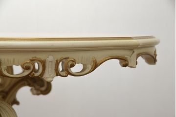 中古　美品　イタリア高級家具　ノバパルク(NOVAPLAK)　ロココ調のエレガントな彫刻が美しいダイニングテーブル(食卓、4人掛け、四人掛け)(R-055493)