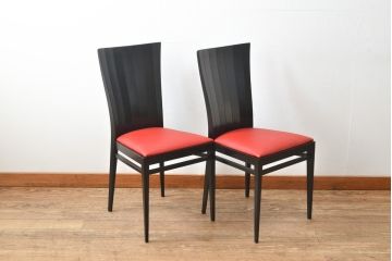 イタリアビンテージ　美品　モビリア　合皮　シンプルでモダンな佇まいが目を引くダイニングチェア2脚セット(椅子、イス、ヴィンテージ)(R-055496)