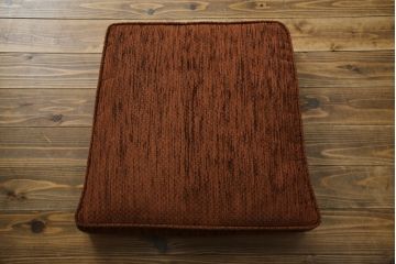 中古　美品　雅叙園　製造メーカー　大正ロマンの雰囲気あふれる高級1人掛けソファ(ラウンジチェア、アームチェア、1Pソファ、一人掛け)(R-055501)