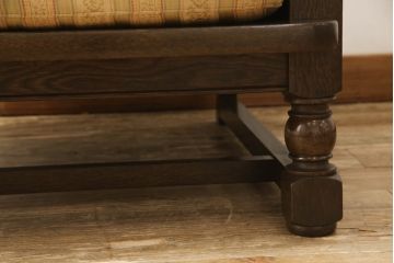中古　美品　横浜クラシック家具　ノックオンウッド(knockonwood)　コロニアルシリーズ(Hand Made)　英国の伝統スタイルであるウィングバックが印象的な1人掛けソファ(定価約31万円)(ウイングバック、ウィングチェア、1P、アームチェア、一人掛け)(R-055504)