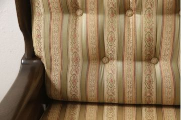 中古　横浜クラシック家具　ノックオンウッド(knockonwood)　コロニアルシリーズ(Hand Made)　英国の伝統スタイルであるウィングバックが印象的な1人掛けソファ(定価約31万円)(ウイングバック、ウィングチェア、1P、アームチェア、一人掛け)(R-055505)