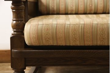中古　横浜クラシック家具　ノックオンウッド(knockonwood)　コロニアルシリーズ(Hand Made)　英国の伝統スタイルであるウィングバックが印象的な1人掛けソファ(定価約31万円)(ウイングバック、ウィングチェア、1P、アームチェア、一人掛け)(R-055505)